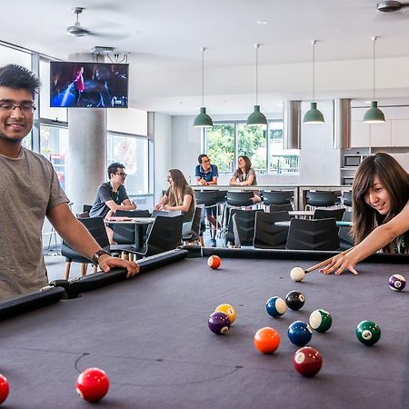 Student Village Melbourne Luaran gambar