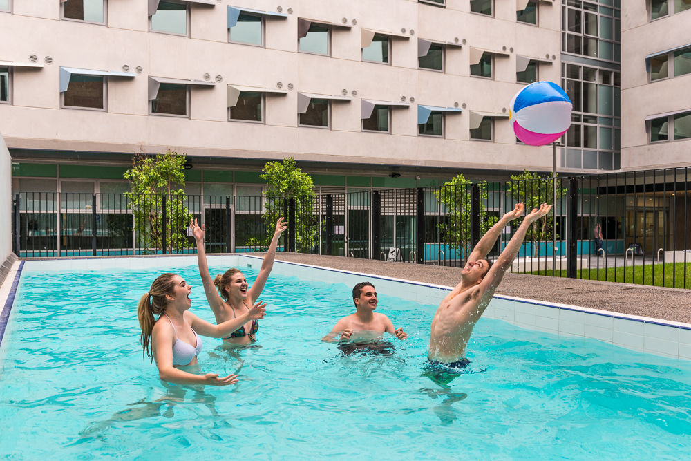 Student Village Melbourne Luaran gambar