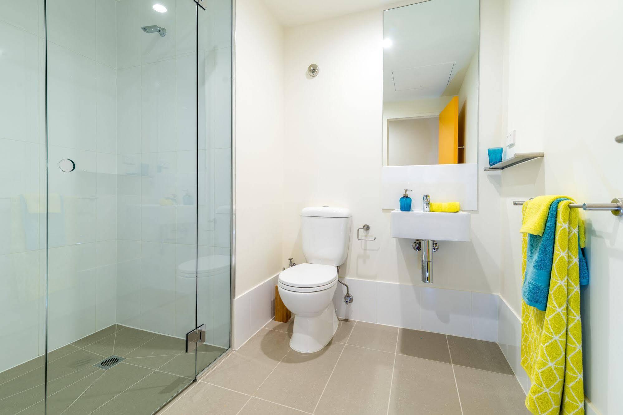Student Village Melbourne Luaran gambar